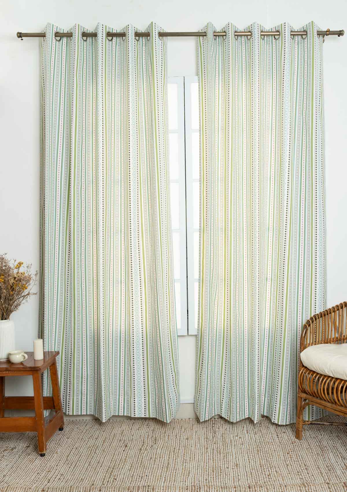 Palace Pillars Geometric printed 100% Cotton Fabric for Living Room and Bedroom - Room Darkening - Multicolor