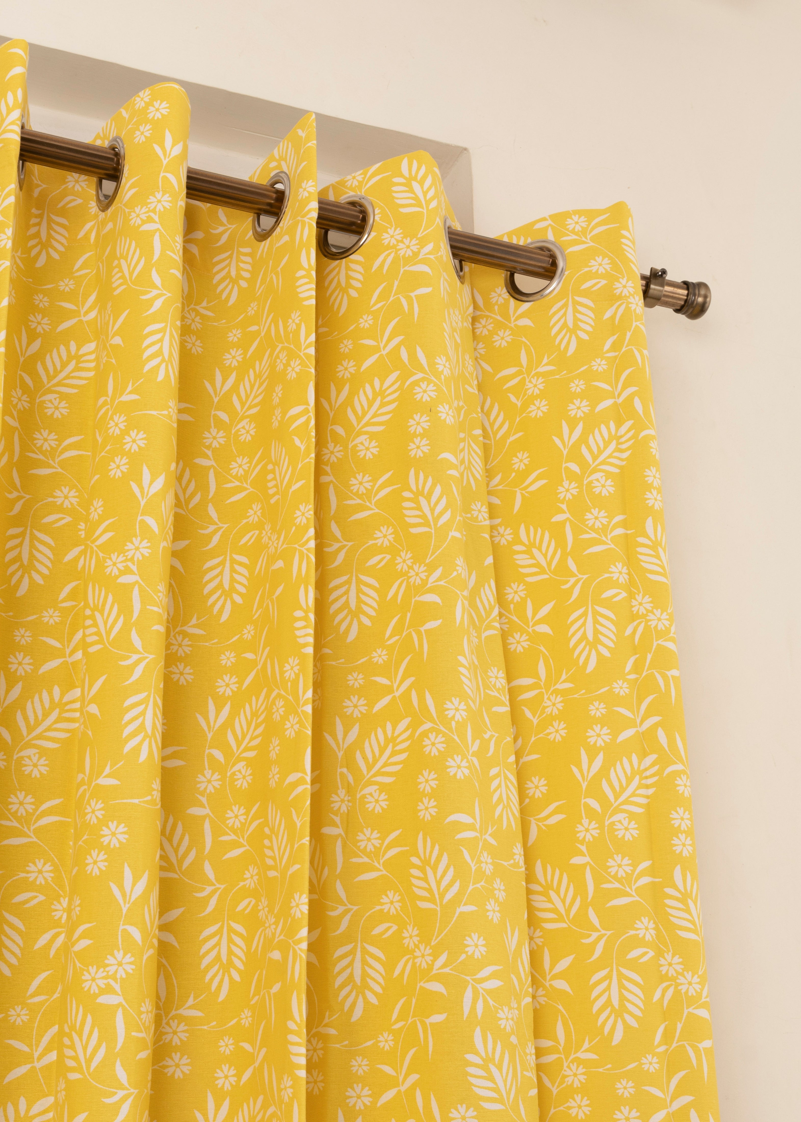 Yellow Daisy 100% cotton floral curtain for kids room, living room & bed room - Room darkening - Single Piece