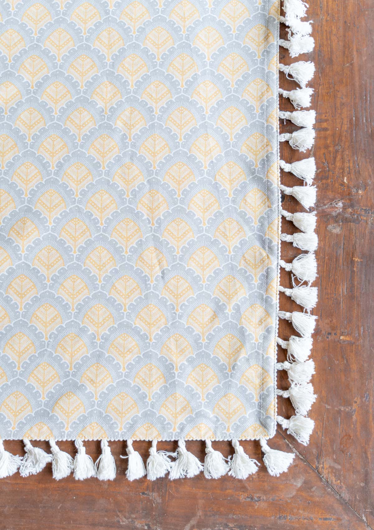 Pakkshi 100% Cotton Printed Yellow and Grey Table Cloth