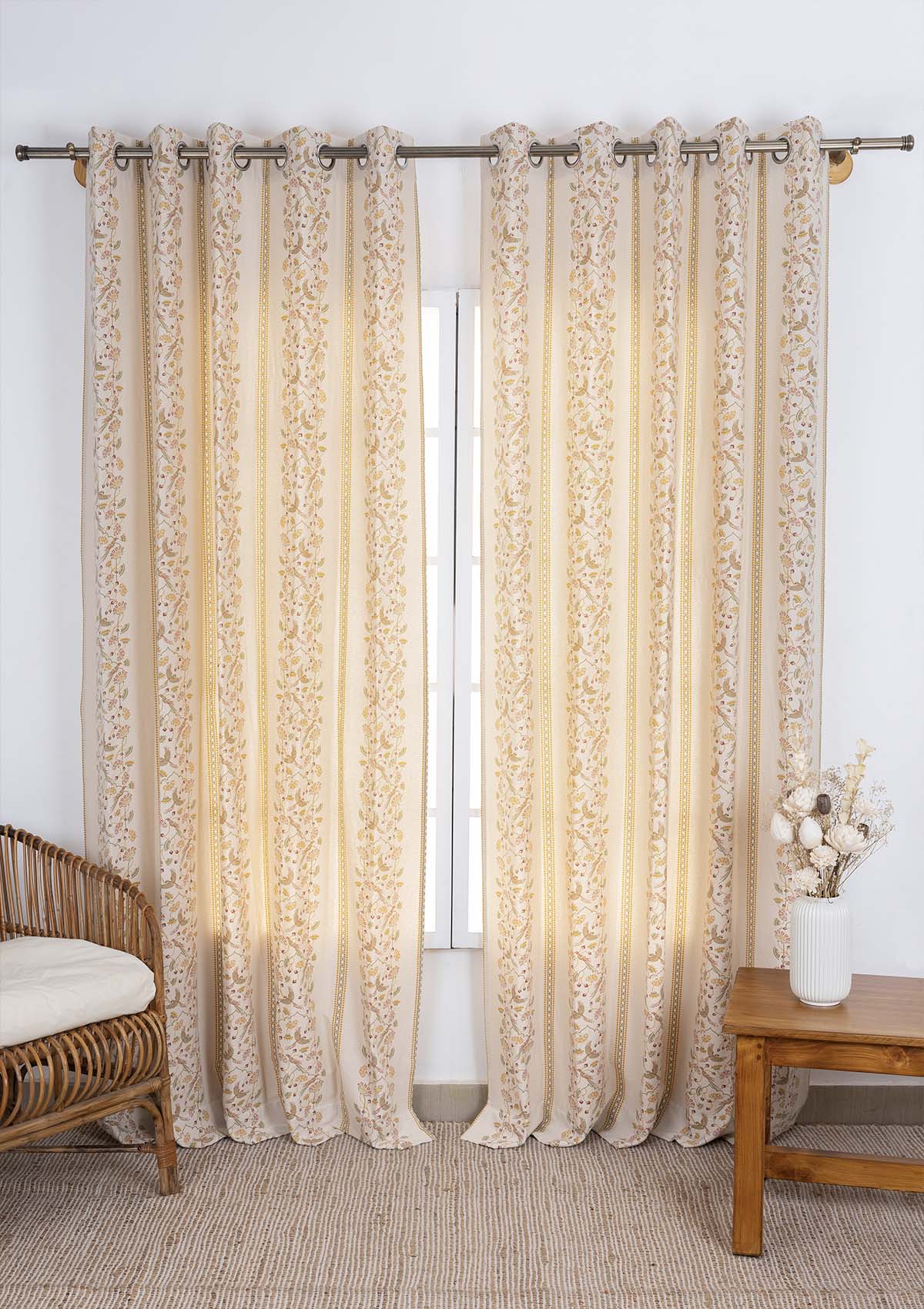 Meenakshi 100% Cotton Printed Curtain for living room & bedroom - Light Reduction - Multicolor - Single Piece