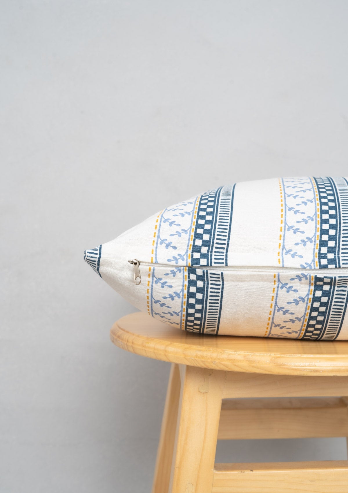 Oriental Stripes 100% cotton geometric cushion cover for sofa - Grey