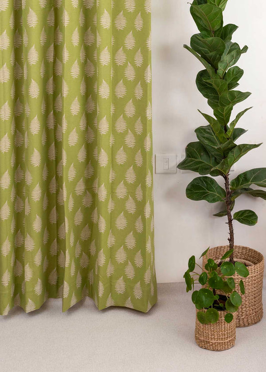 Ferns 100% cotton floral curtain for living room - Room darkening - Green - Single Piece
