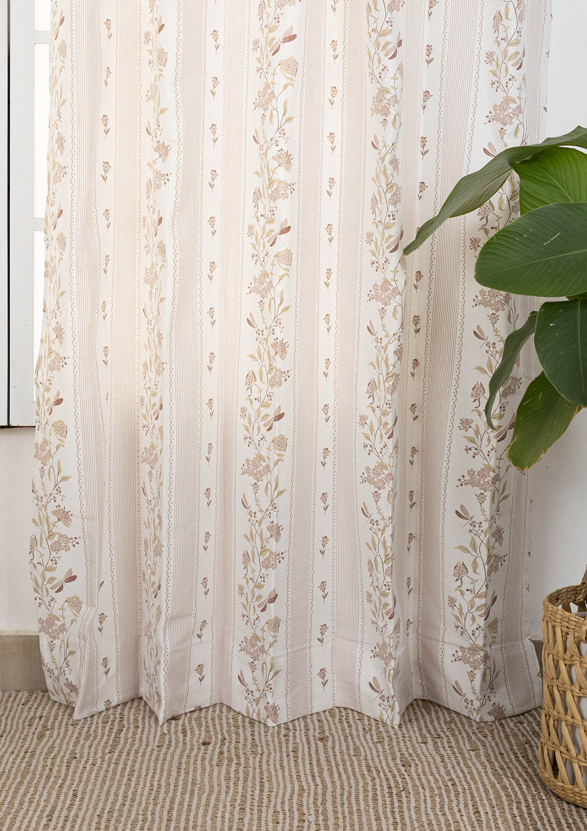 Flutter Pink Floral Printed 100% Cotton Curtain For Bedroom | Light Reduction | Single Piece