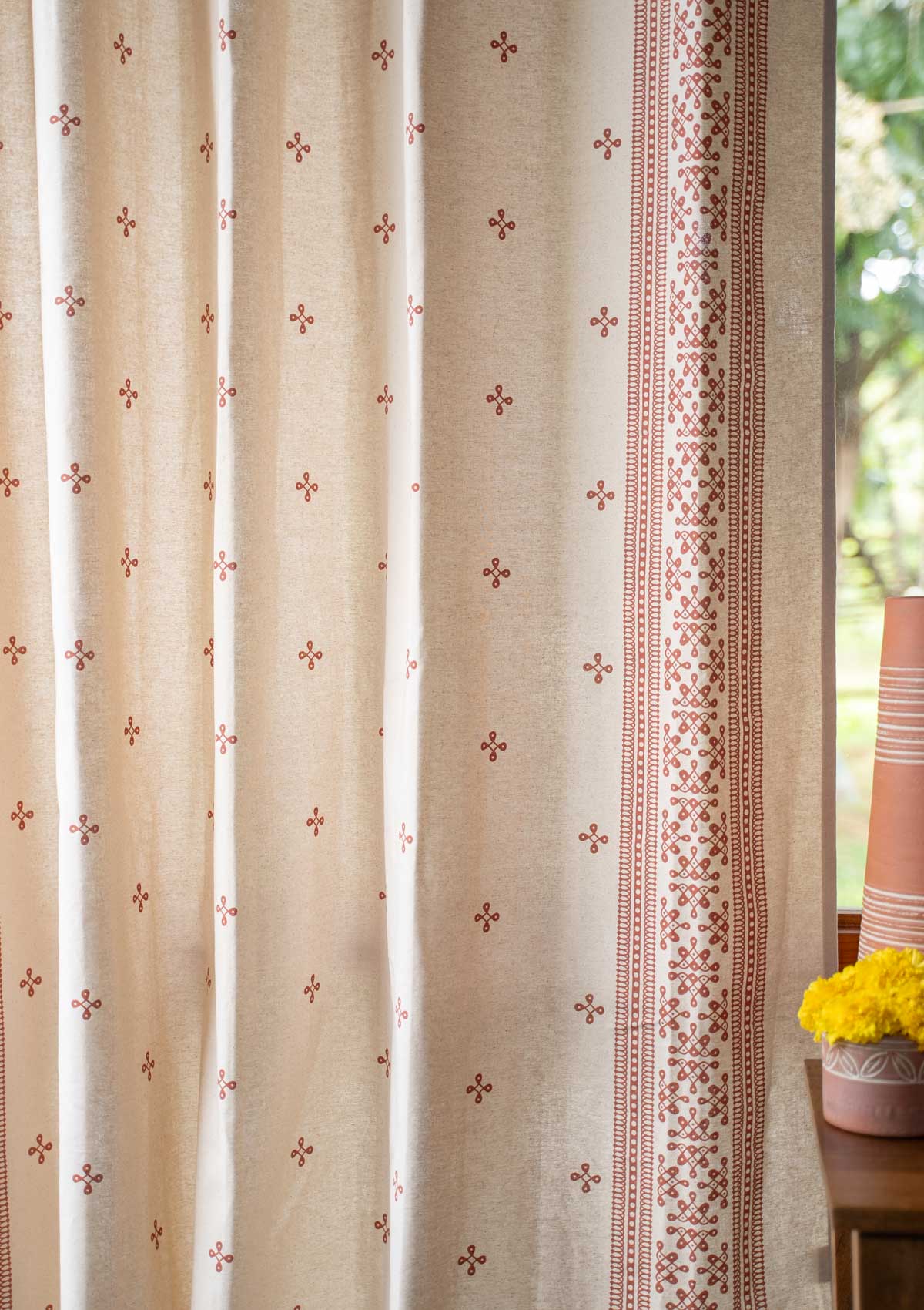 Kolam minimal Printed 100% Cotton Curtain for Living Room and Bedroom -  Brick red - Single Piece
