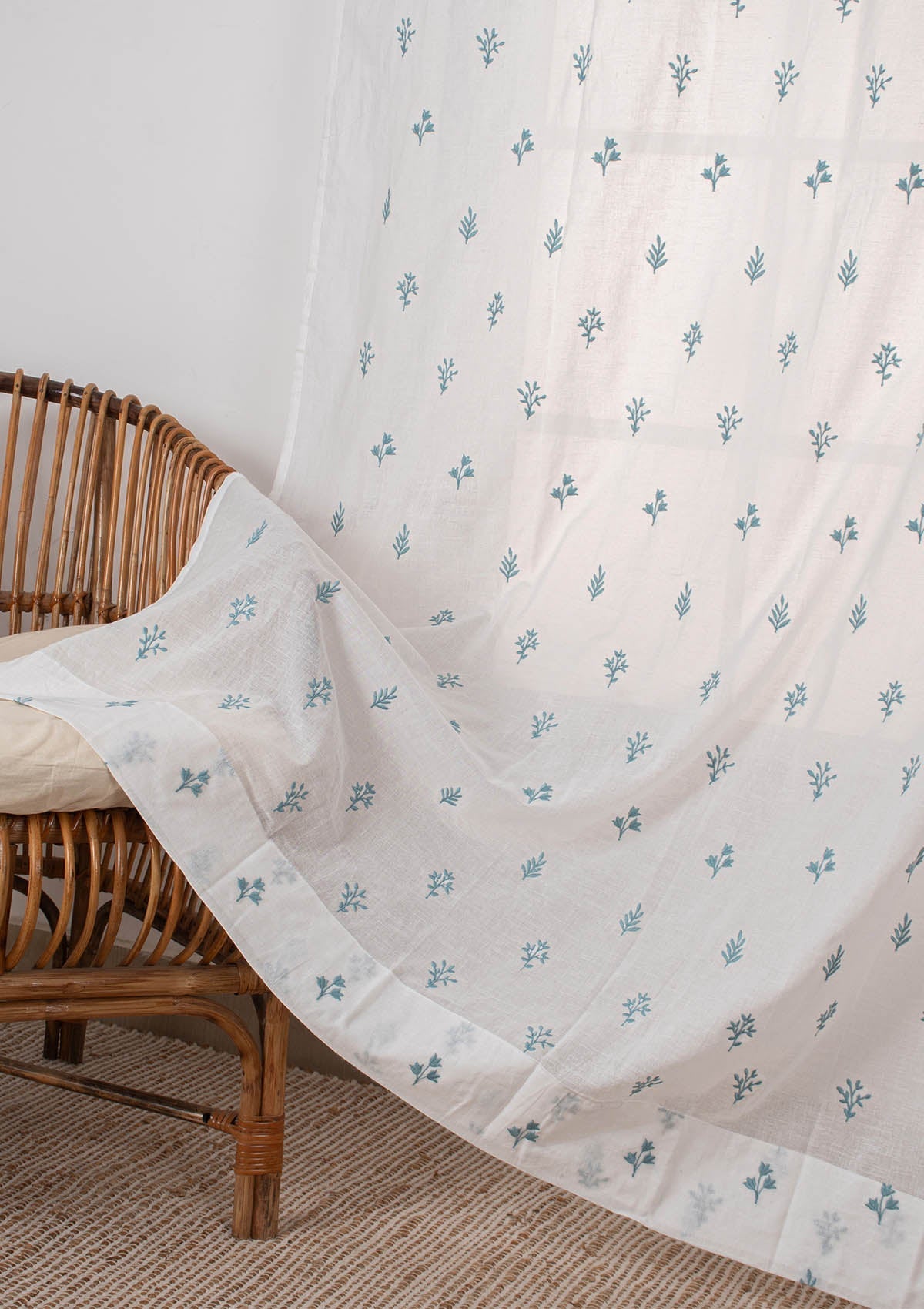Petal floral Embroidered 100% cotton Sheer Fabric for living room - Light filtering - Nile blue