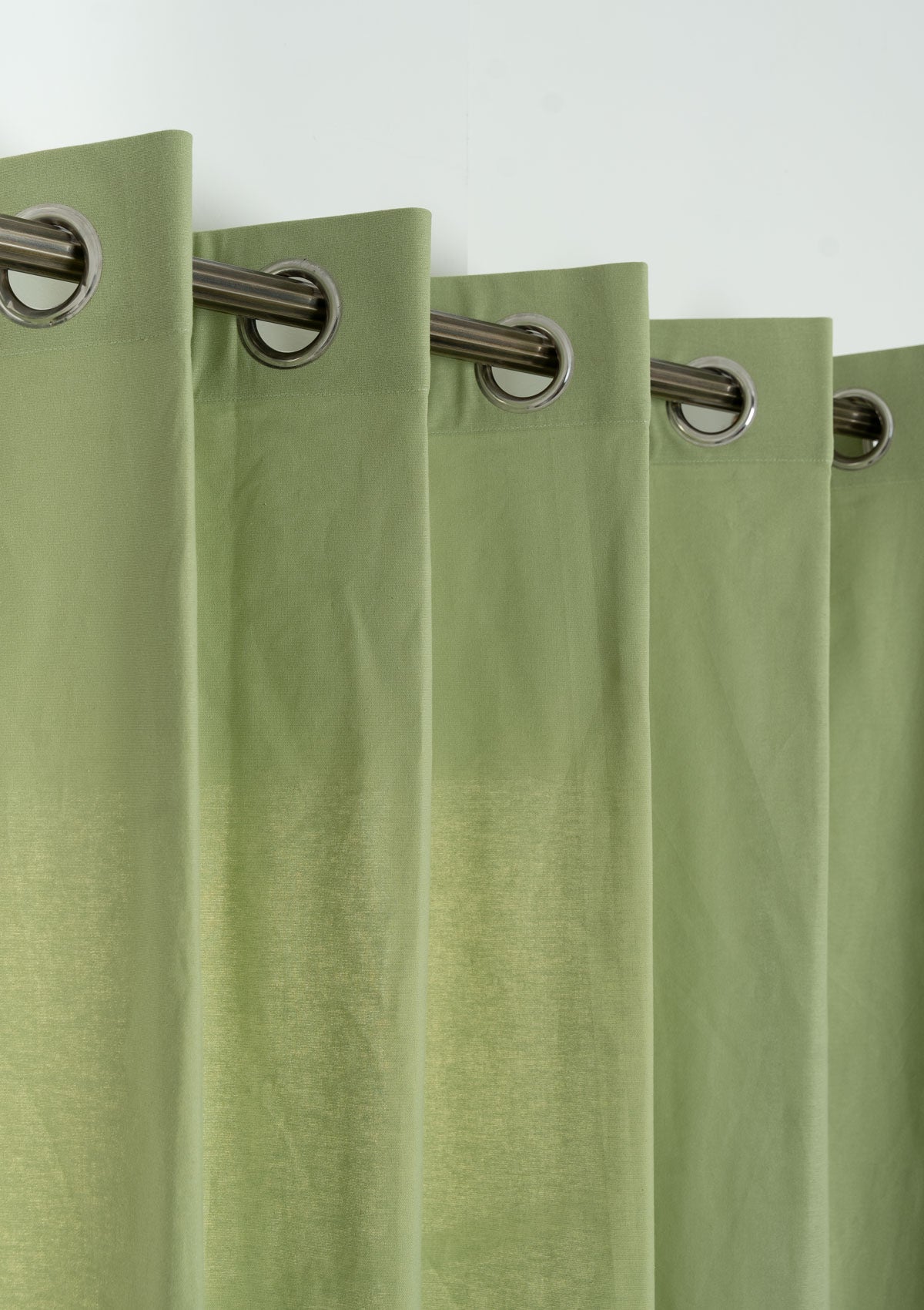 Solid Leaf Green 100% cotton plain curtain for living room and bed room - Room darkening - Leaf green - Single Piece