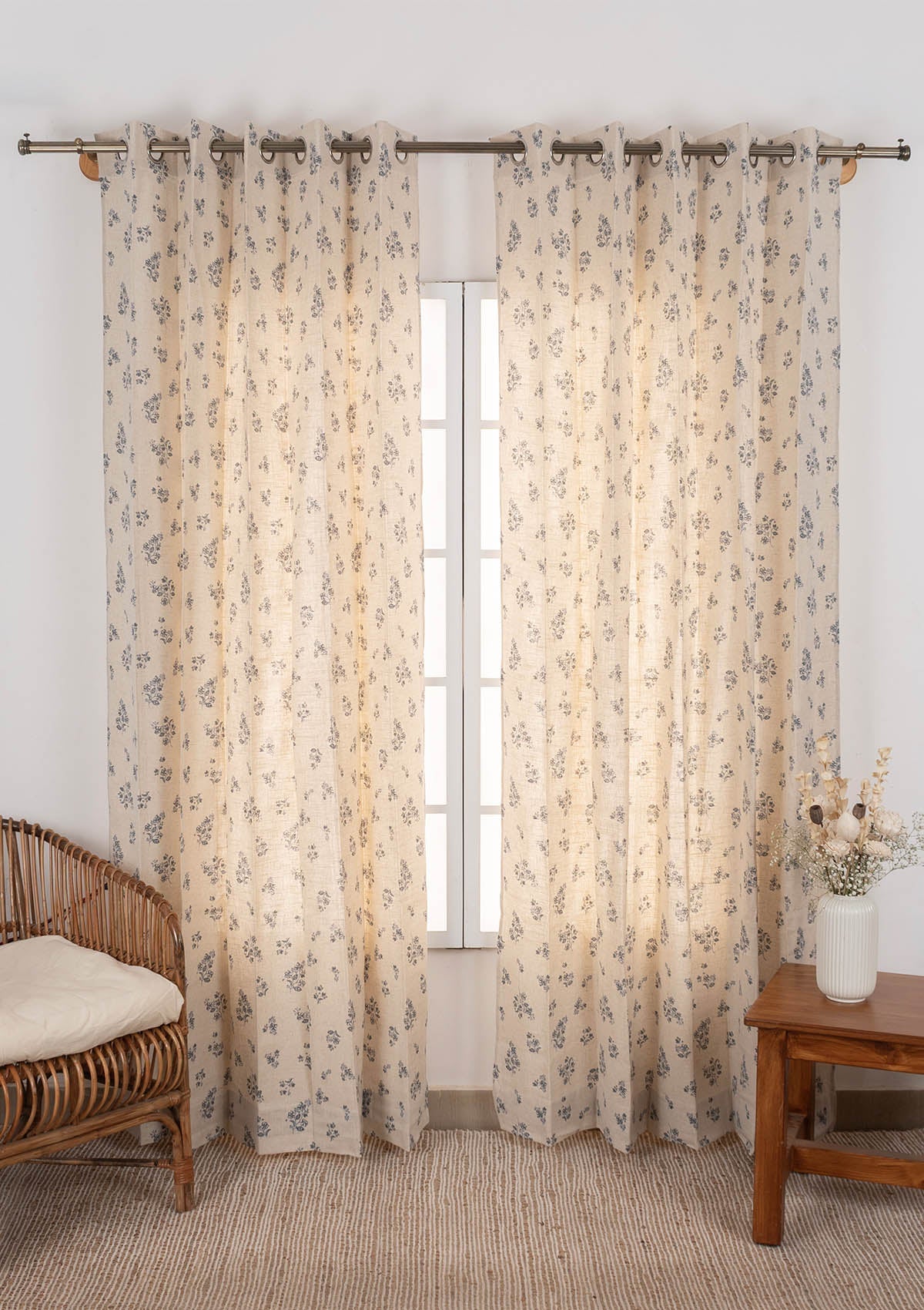 Whisper floral Linen blend cotton curtain for living room - Room darkening - Blue - Single Piece