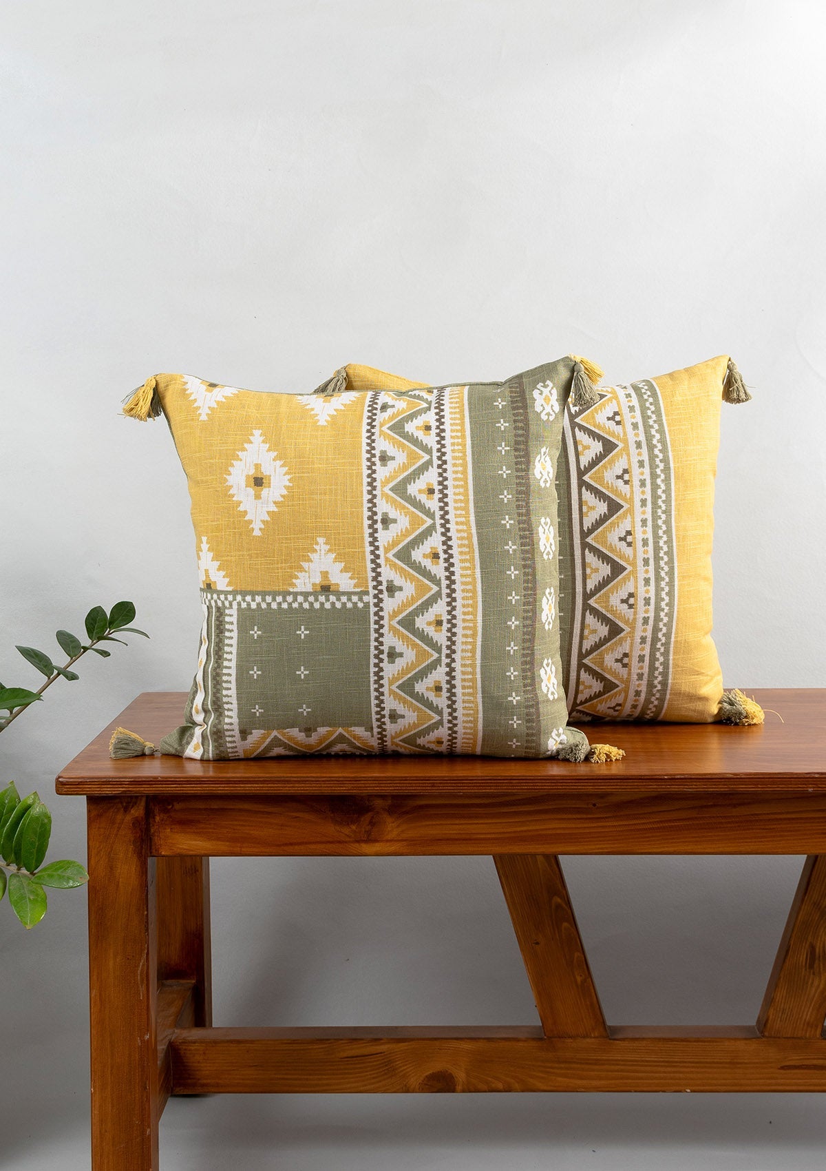 Zenith 100% cotton Printed Geometric cushion cover with Tassel for sofa - Yellow