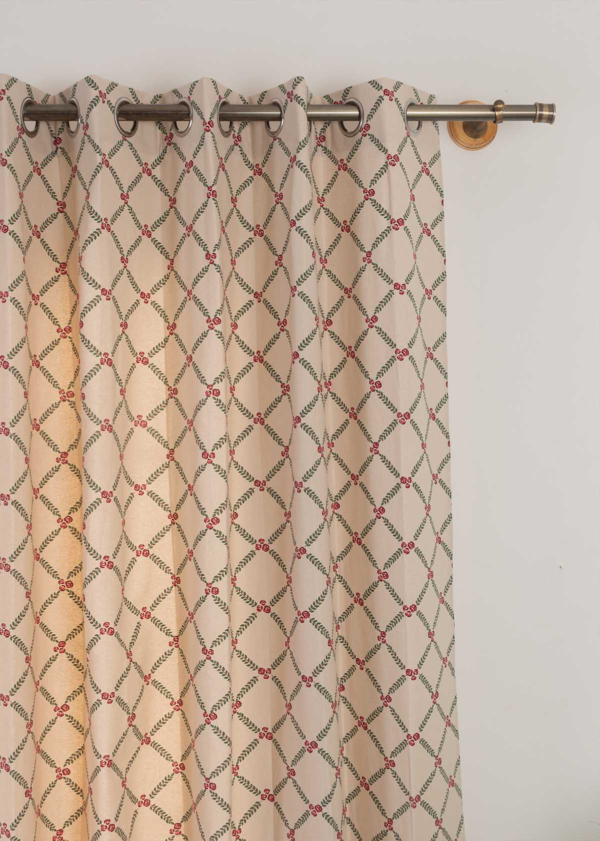 Climbing Roses Wine Red 100% cotton floral curtain for living room - Room darkening - Single Piece