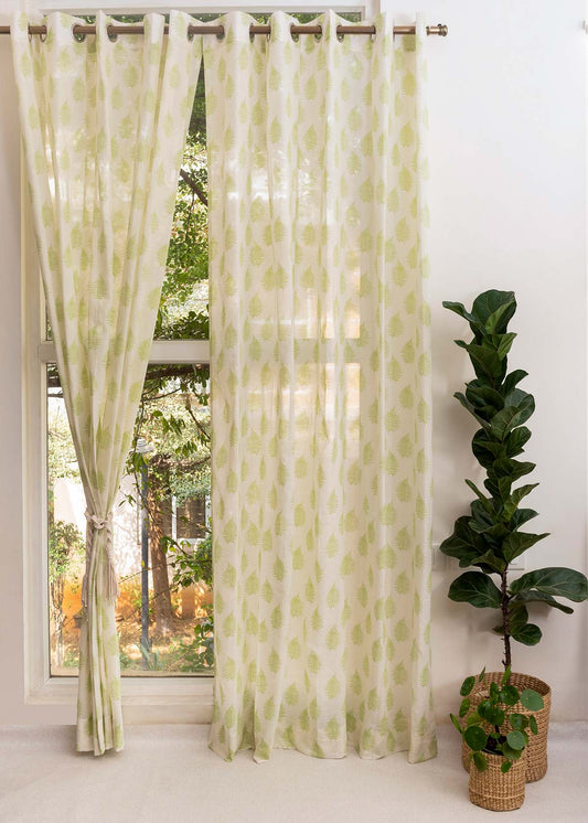Floating Ferns 100% Sheer floral curtain for Living room & bedroom - Light filtering - Green - Single Piece
